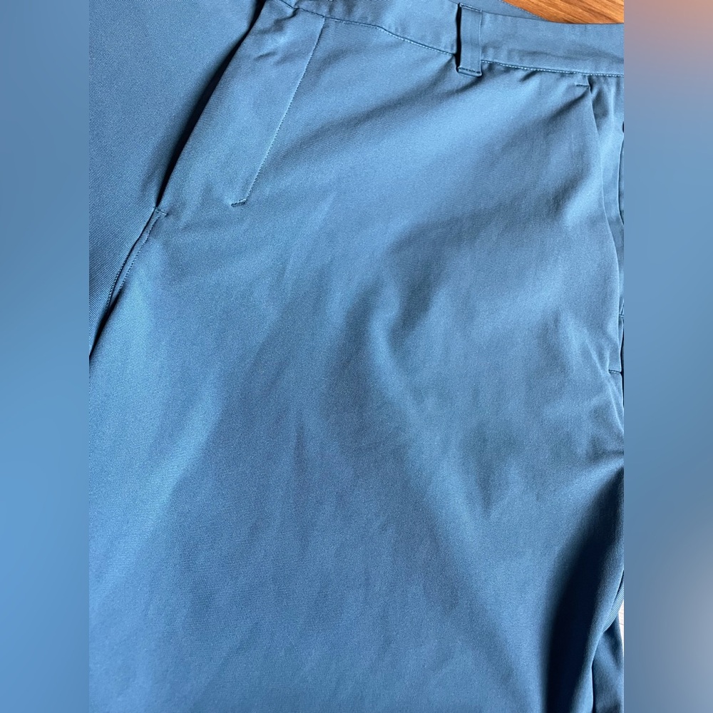 Lululemon Commission Classic-Fit Short 9" *Warpstreme | men’s size 36 - Picture 2 of 6